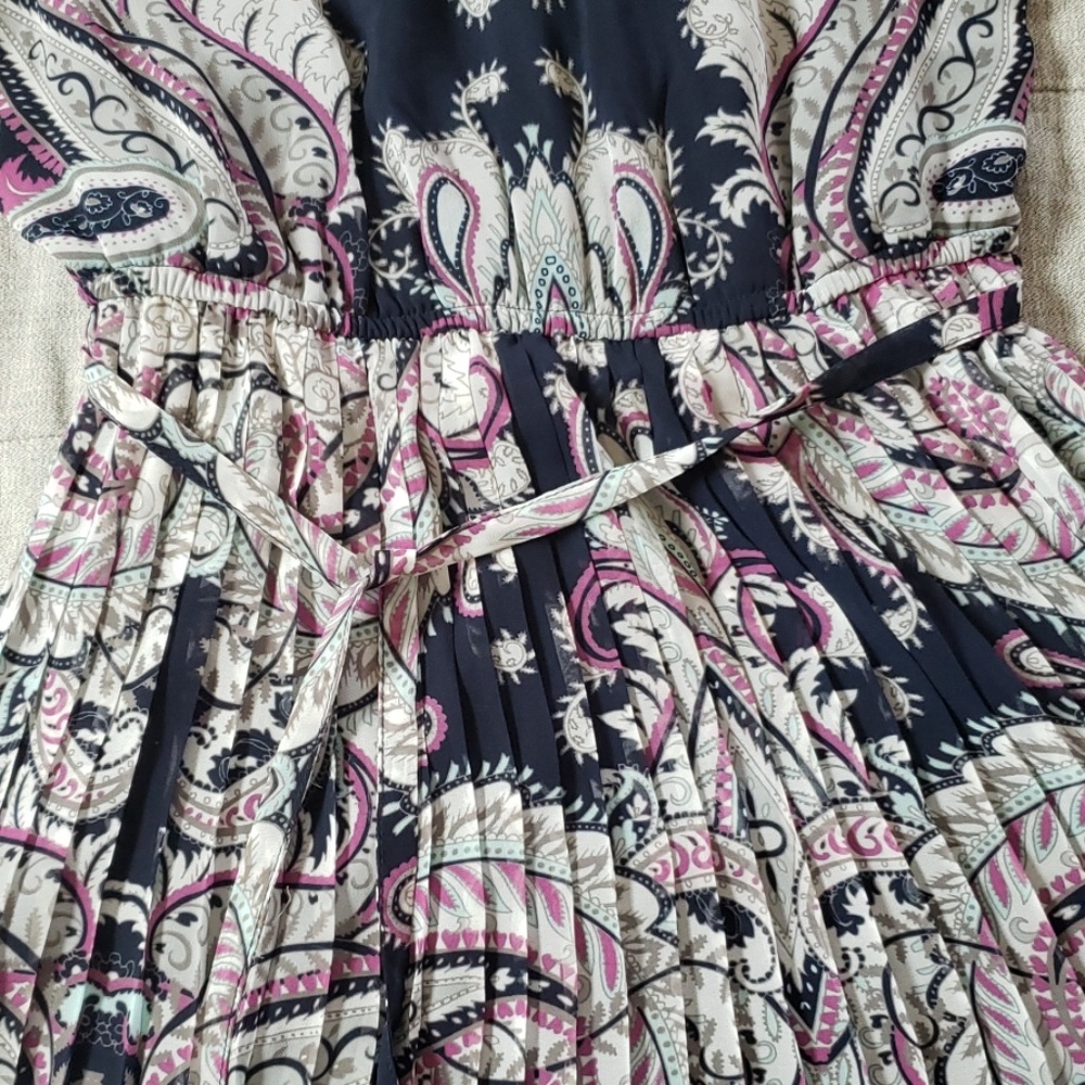 New Banana Republic dress - Picture 6 of 7